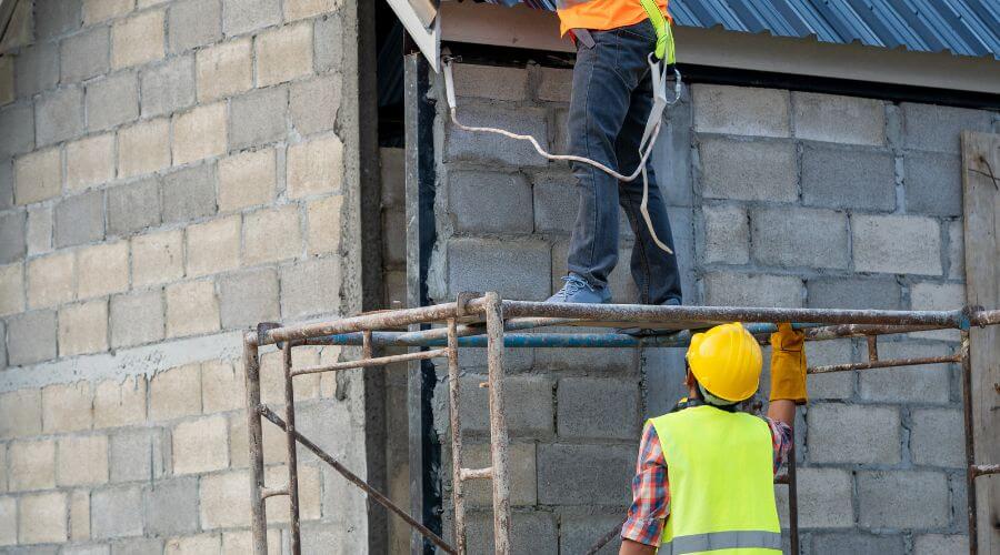 Expert Emergency Roof Repairs services in Chesterhill, OH